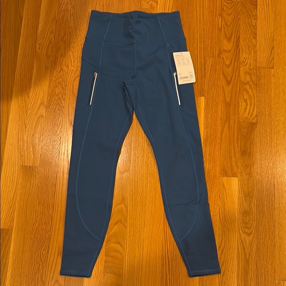 Athleta Rainer Tights - Size Small NWT - Picture 2 of 2